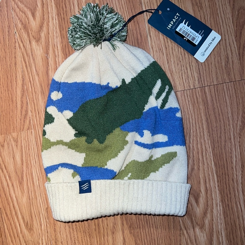 HP NWT Impact  United by blue beige camo winter Pom hat 100% recycled polysester